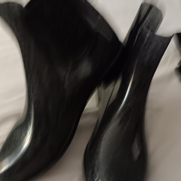 Skecher rain boot - Picture 2 of 8